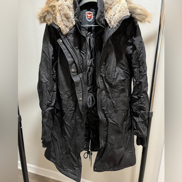 1 Madison Expedition Heritage Collection Woman Black Parka Hooded Coat-Preowned - Picture 2 of 11
